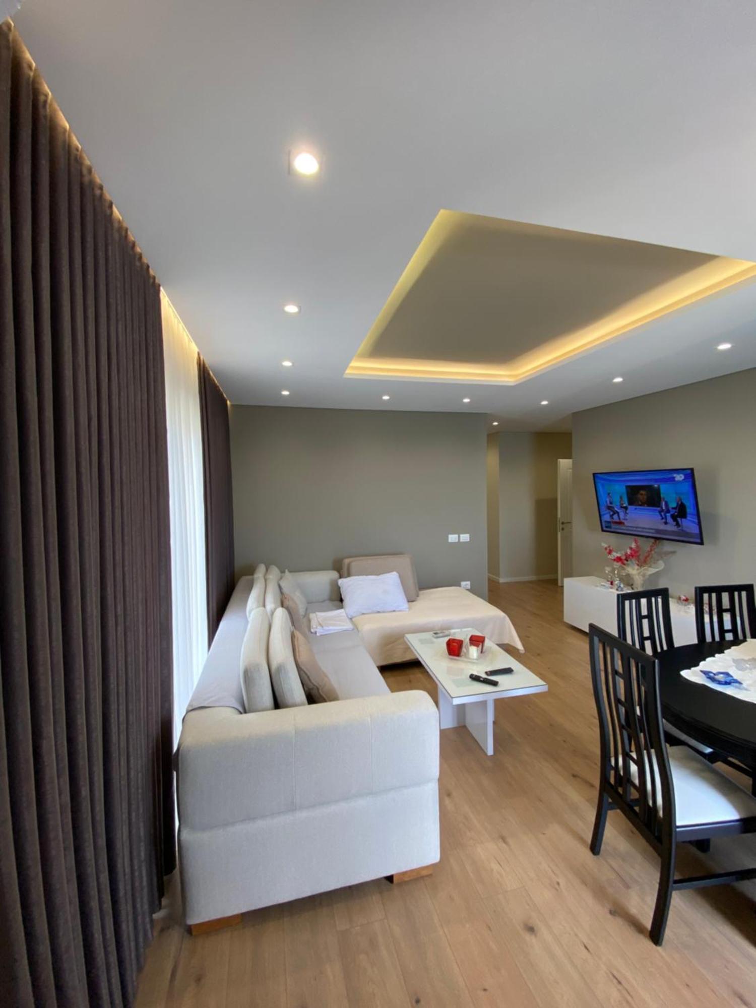 Erioni Hotel ซารานเดอ ภายนอก รูปภาพ