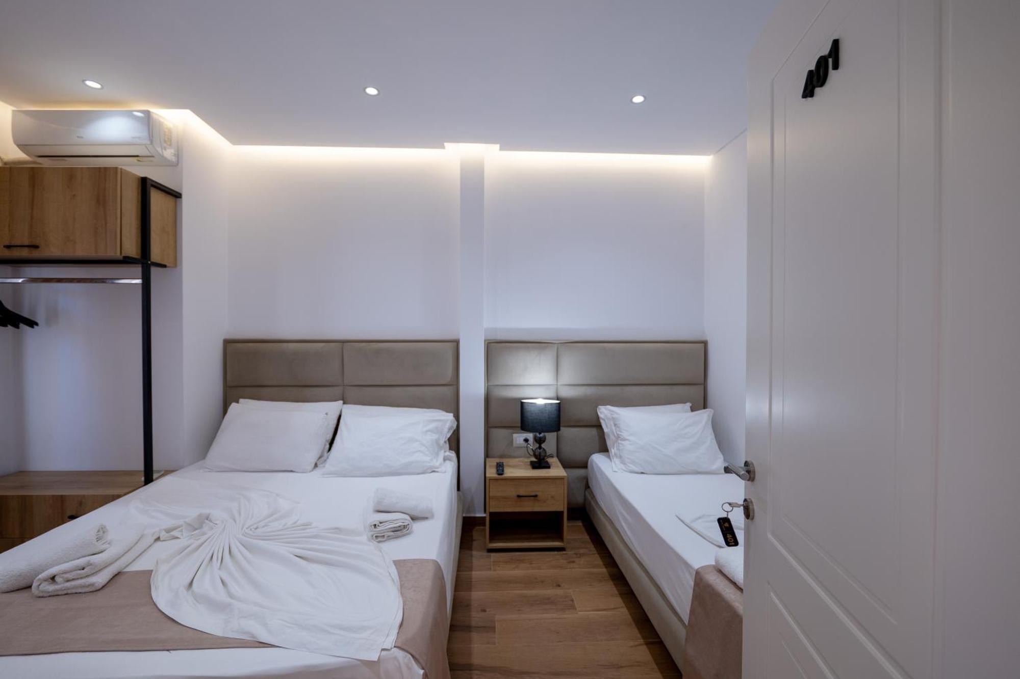 Erioni Hotel ซารานเดอ ภายนอก รูปภาพ